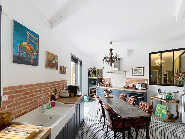 Image No.5-4 Bed House for sale