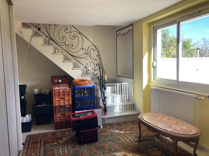 Image No.6-4 Bed House for sale