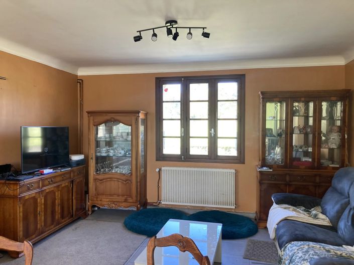 Image No.8-4 Bed House for sale