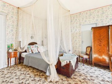 a42968cf5d912936900763f2febe706bcf576c550a192