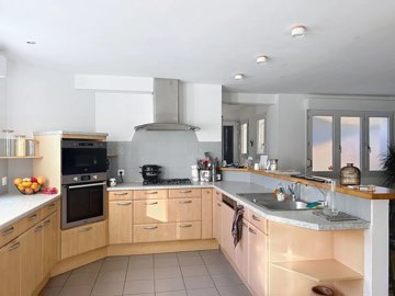 24038a33e85fb0156f8b41ee506fd207800ed9a72d192