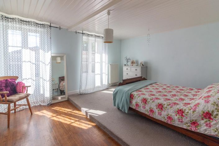 Image No.11-4 Bed House for sale