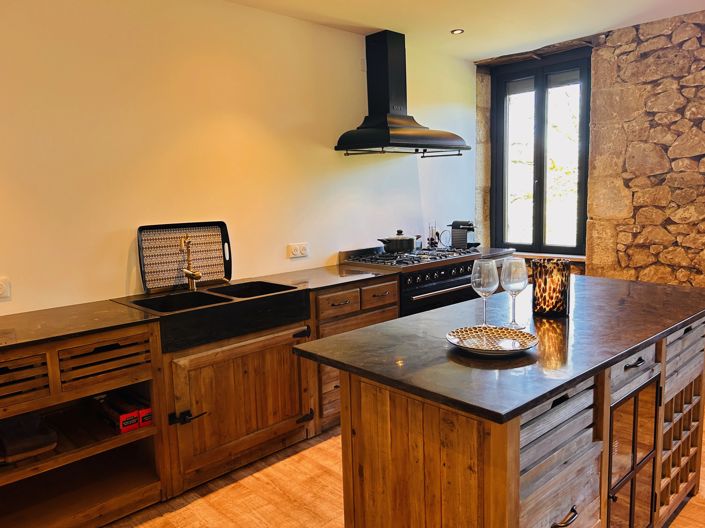 Image No.5-4 Bed House for sale