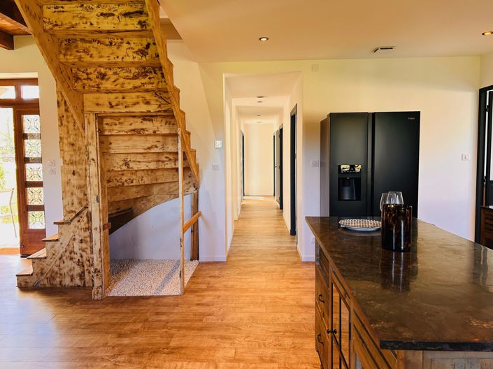 Image No.6-4 Bed House for sale