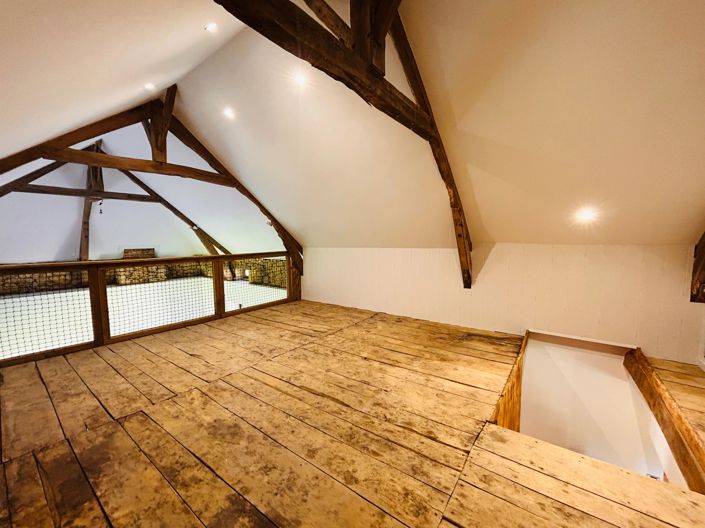 Image No.7-4 Bed House for sale