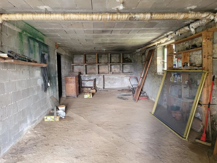 Image No.12-6 Bed House for sale