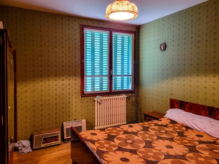 Image No.6-6 Bed House for sale