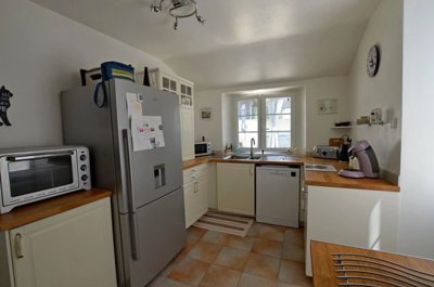 ba13eb1182bb763db6a9e44c15c08928d30ad6d8c5180