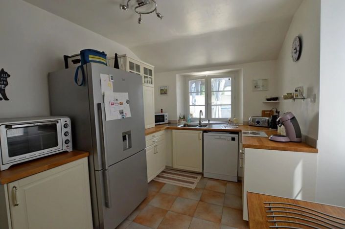 Image No.5-3 Bed Village House for sale