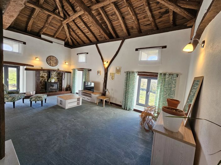 Image No.10-5 Bed House for sale