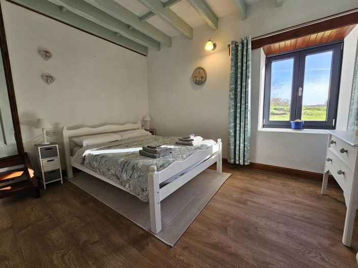 Image No.4-5 Bed House for sale