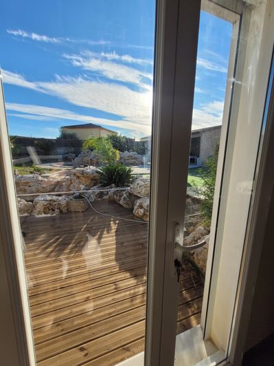 Image No.13-5 Bed House for sale