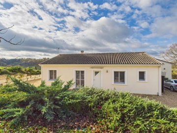 3 Bed Village House for sale