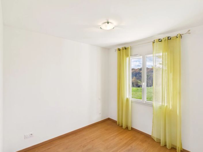 Image No.9-3 Bed Village House for sale