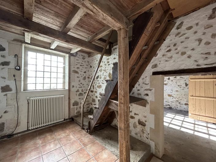 Image No.9-2 Bed House for sale