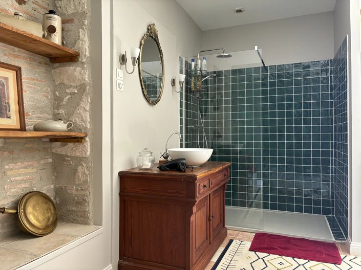 Image No.8-11 Bed House for sale