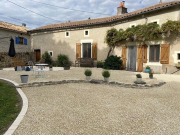 4182d311c002e5b78be2e522eb59ab703efd21cde2160