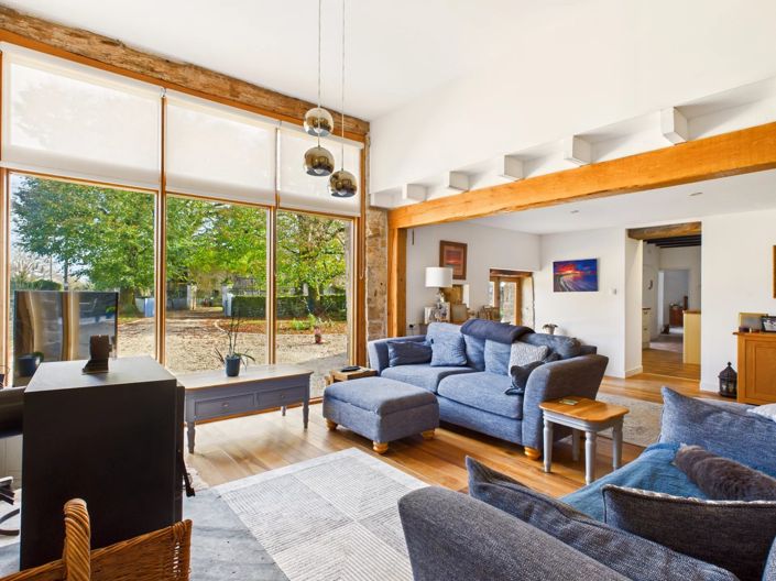 Image No.4-4 Bed Village House for sale