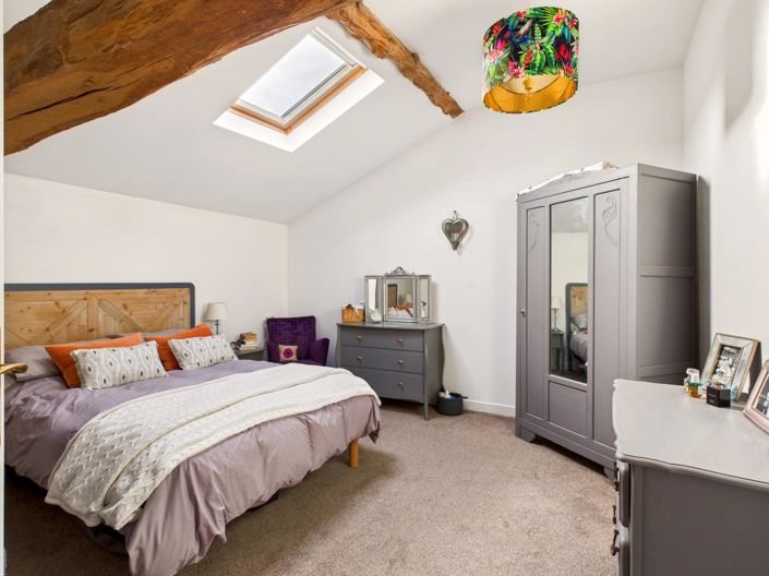 Image No.9-4 Bed Village House for sale