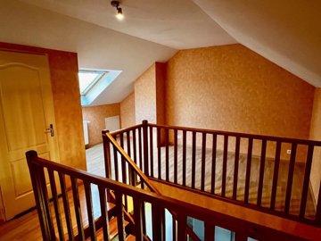 0b2ef973cf0aa65583f3b6c8d97959f3ad700fc559192