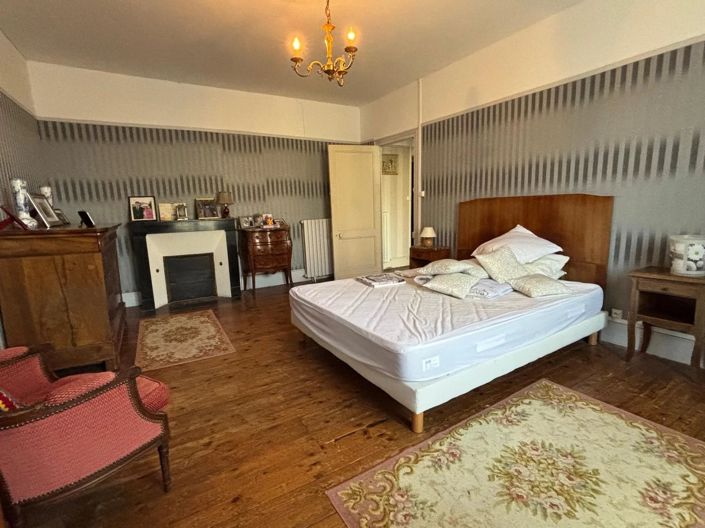 Image No.10-6 Bed House for sale