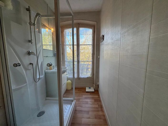 Image No.11-6 Bed House for sale