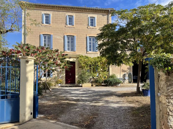 Image No.2-6 Bed House for sale