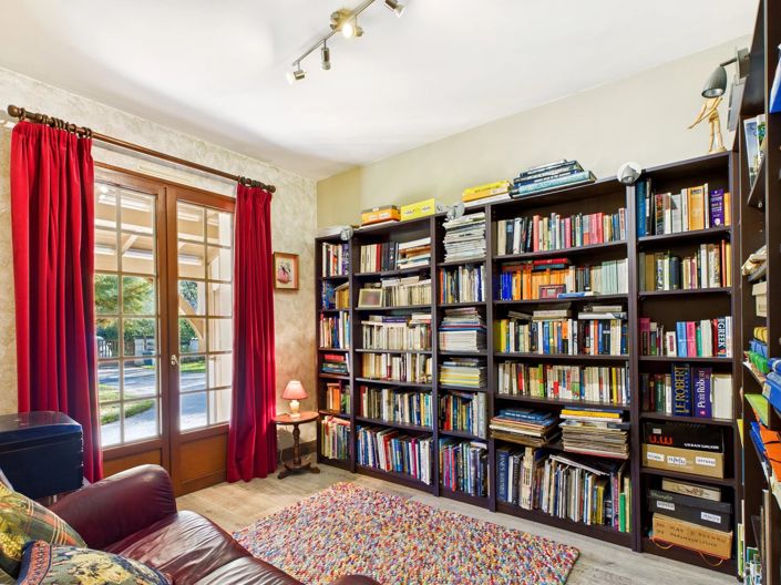 Image No.8-4 Bed House for sale