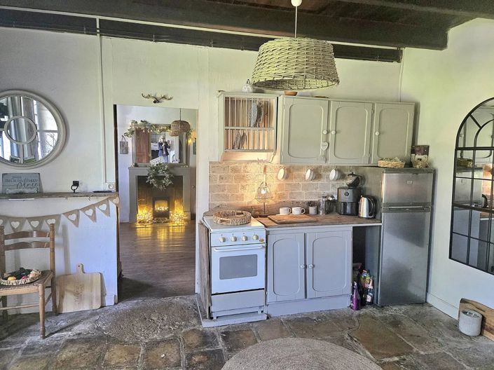 Image No.9-2 Bed House for sale