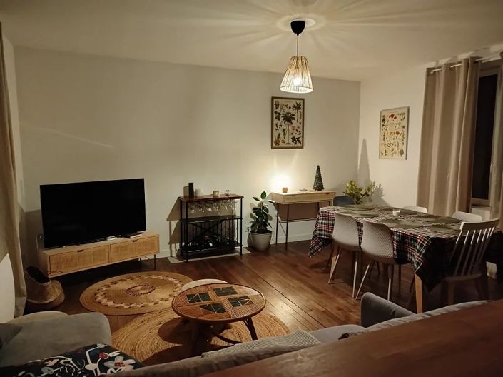 Image No.4-2 Bed House for sale