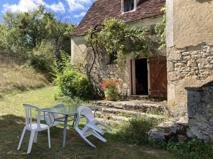 Image No.12-2 Bed House for sale