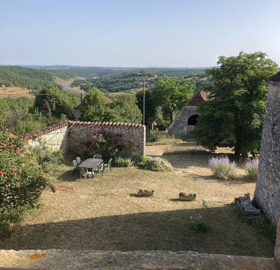 Image No.13-2 Bed House for sale