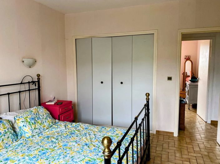 Image No.8-3 Bed House for sale