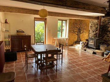 ab6556169838b65f612328b03205a7dba20505c37d192