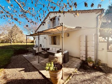 Maison de village de 3 chambres à vendre à Issigeac