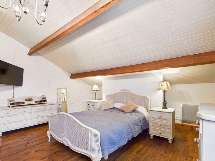 Image No.13-3 Bed Village House for sale