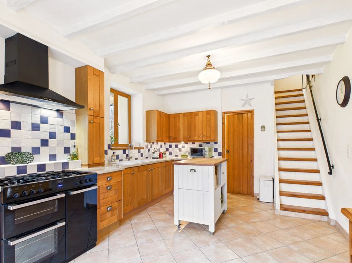 Image No.5-3 Bed Village House for sale