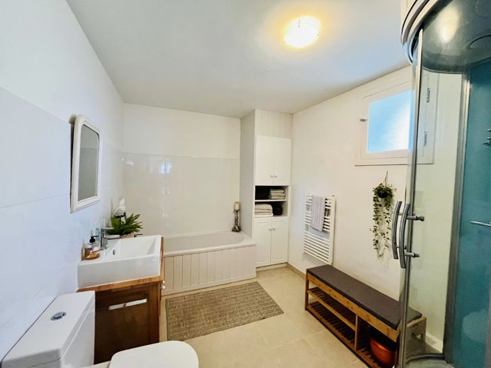 Image No.8-Maison de village de 3 chambres à vendre à Issigeac