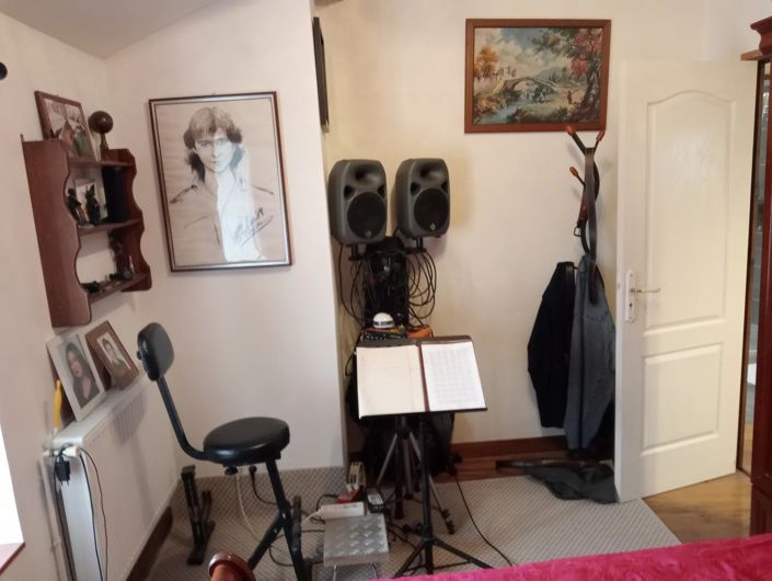 Image No.12-2 Bed Village House for sale