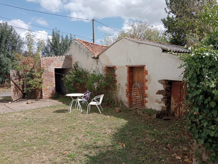 Image No.13-2 Bed House for sale