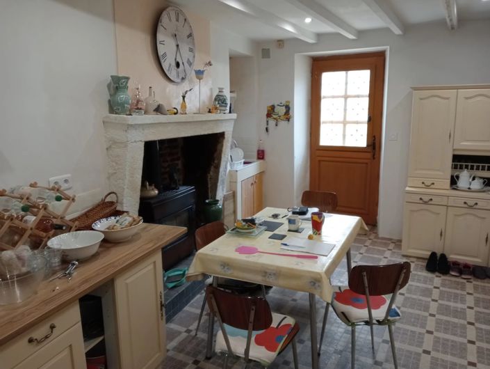 Image No.5-2 Bed House for sale