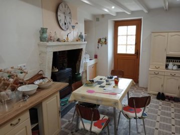 b6be0a644e092e936cef804740fa844735bae7c3a0192