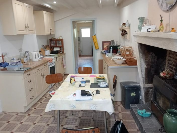 Image No.7-2 Bed House for sale