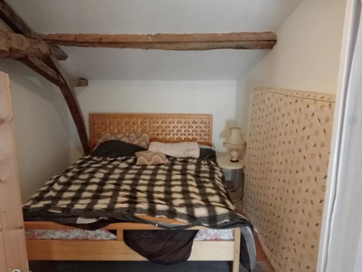 Image No.9-2 Bed House for sale