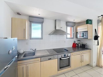 28064fee9129b73d4231a71a32564af905fe6a8919334