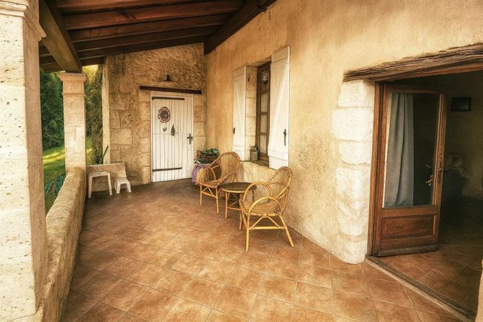 Image No.13-2 Bed House for sale