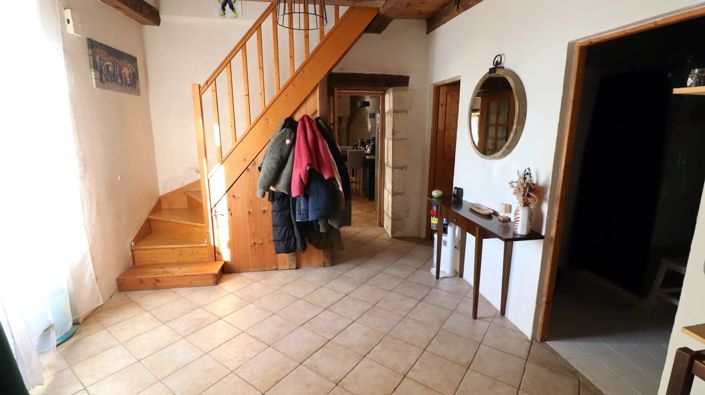 Image No.5-2 Bed House for sale