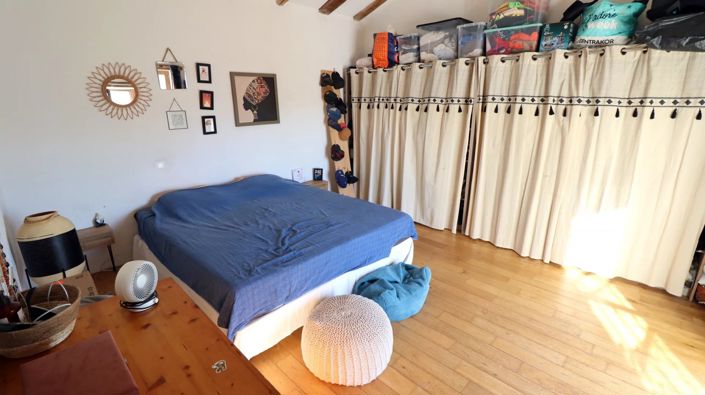 Image No.6-2 Bed House for sale