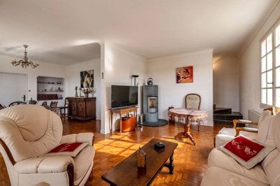 88a16ba77d007d778aefd033e114392bde618e880b204