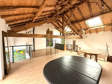 042b7c748b127fa8a20aa82f3395ec75462ea1bcf4192